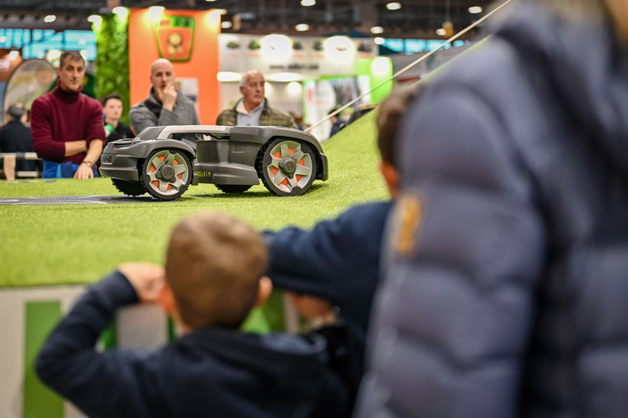 fieragricola 2020 tosaerba automatico