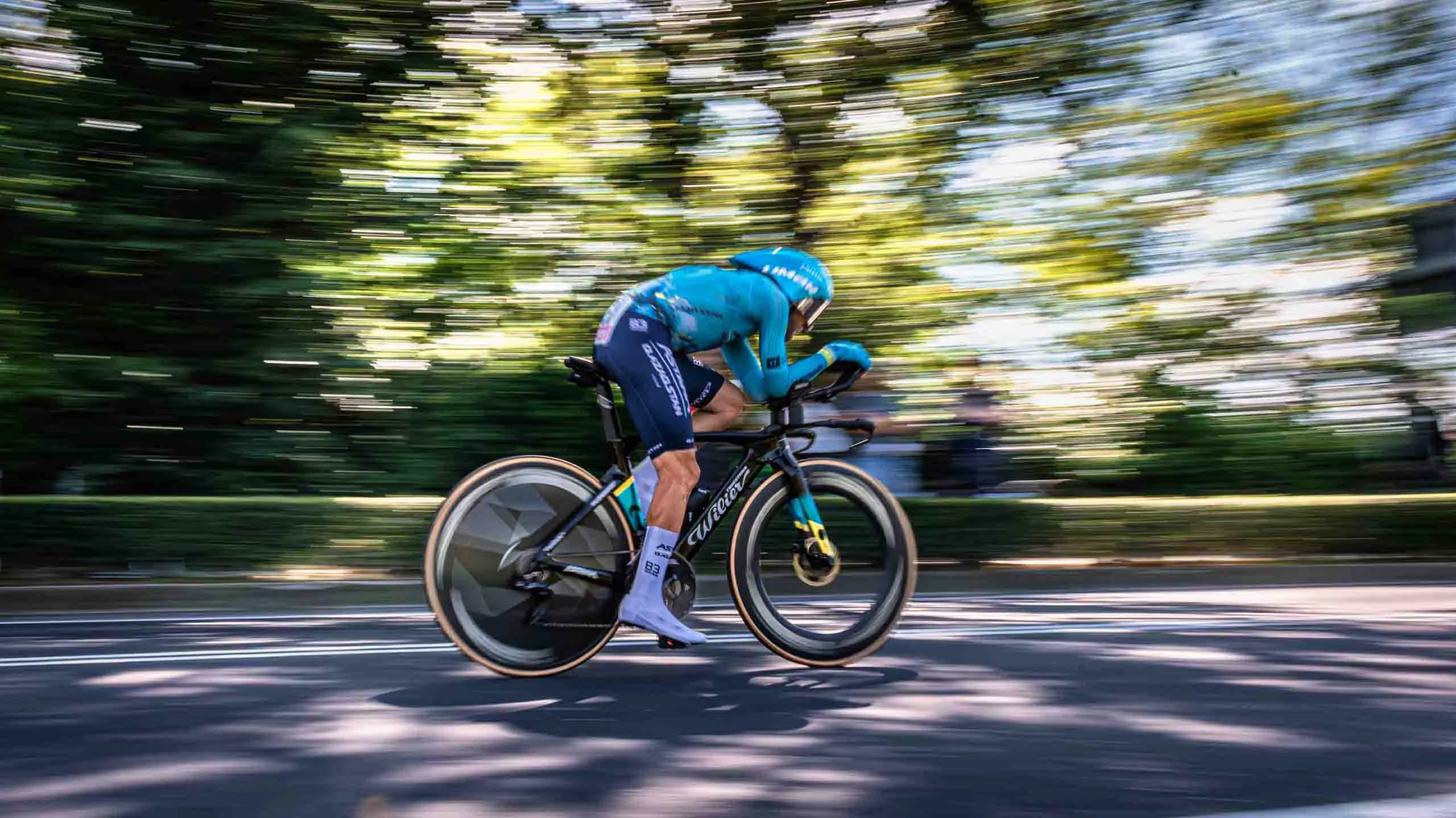 Astana team Wilier Giro d'Italia 2024